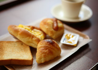 Breakfast 朝食無料イメージ